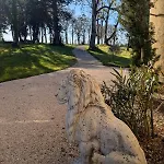 Chateau De Pomiro D'hotes Et Bed and Breakfast Montreal (Gers)