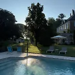 Chateau De Pomiro D'hotes Et 3* Montreal (Gers)
