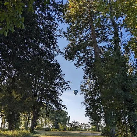 Chateau De Pomiro D'hotes Et 3*