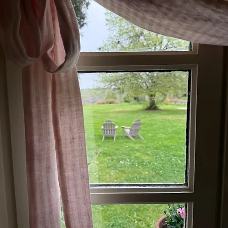 Bed and breakfast Chateau De Pomiro D'hotes Et 3*