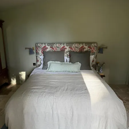 Chateau De Pomiro D'hotes Et 4*