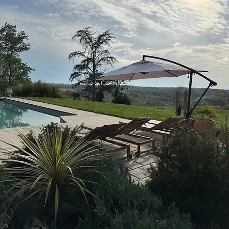 Panzió Chateau De Pomiro D'hotes Et Montréal