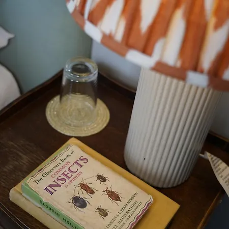 Chateau De Pomiro D'hotes Et Panzió