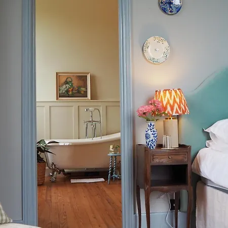 Chateau De Pomiro D'hotes Et 3*