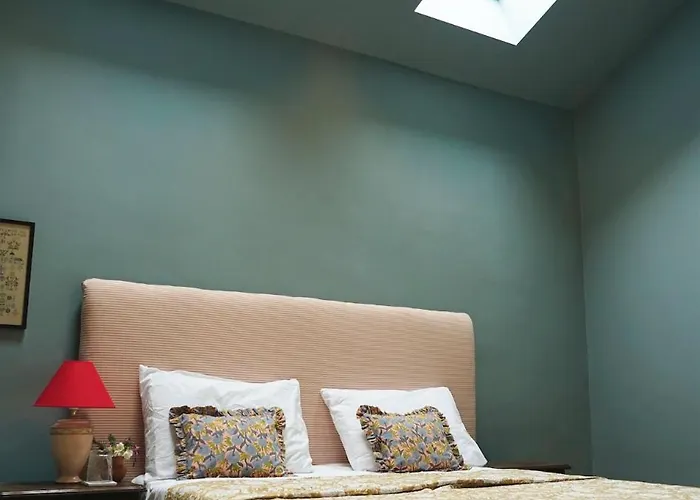 Chateau De Pomiro D'hotes Et Oda ve Kahvaltı