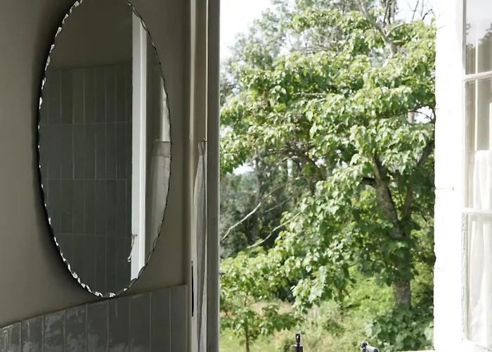 Chateau De Pomiro D'hotes Et Oda ve Kahvaltı